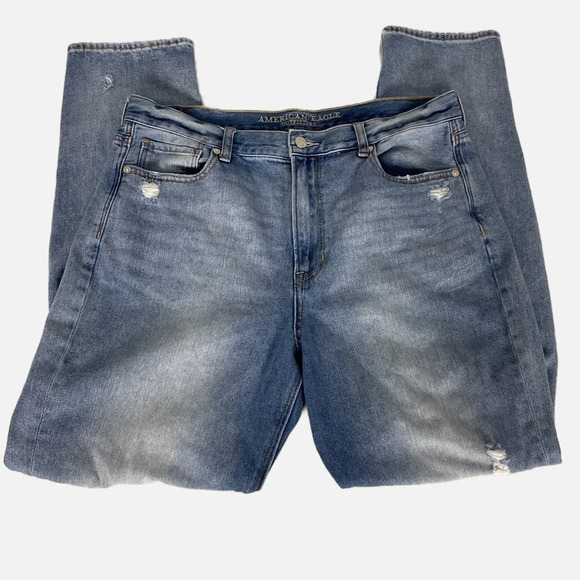 American Eagle Women’s Mom Jeans Hi Rise Straight Destroyed Faded Size 14 X-long - Picture 3 of 14
